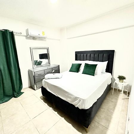 Residencial Ana Maria Hotell Santo Domingo Exteriör bild