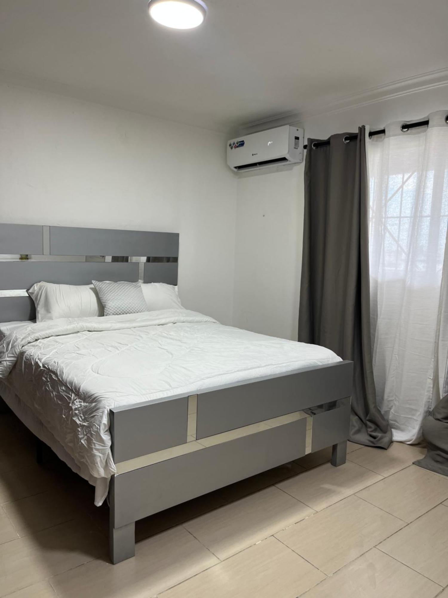 Residencial Ana Maria Hotell Santo Domingo Exteriör bild